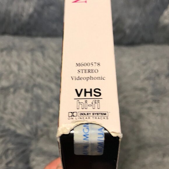 VHS Unsinkable Molly Brown Musical Debbie Reynolds Harve Presnell - Picture 5 of 6